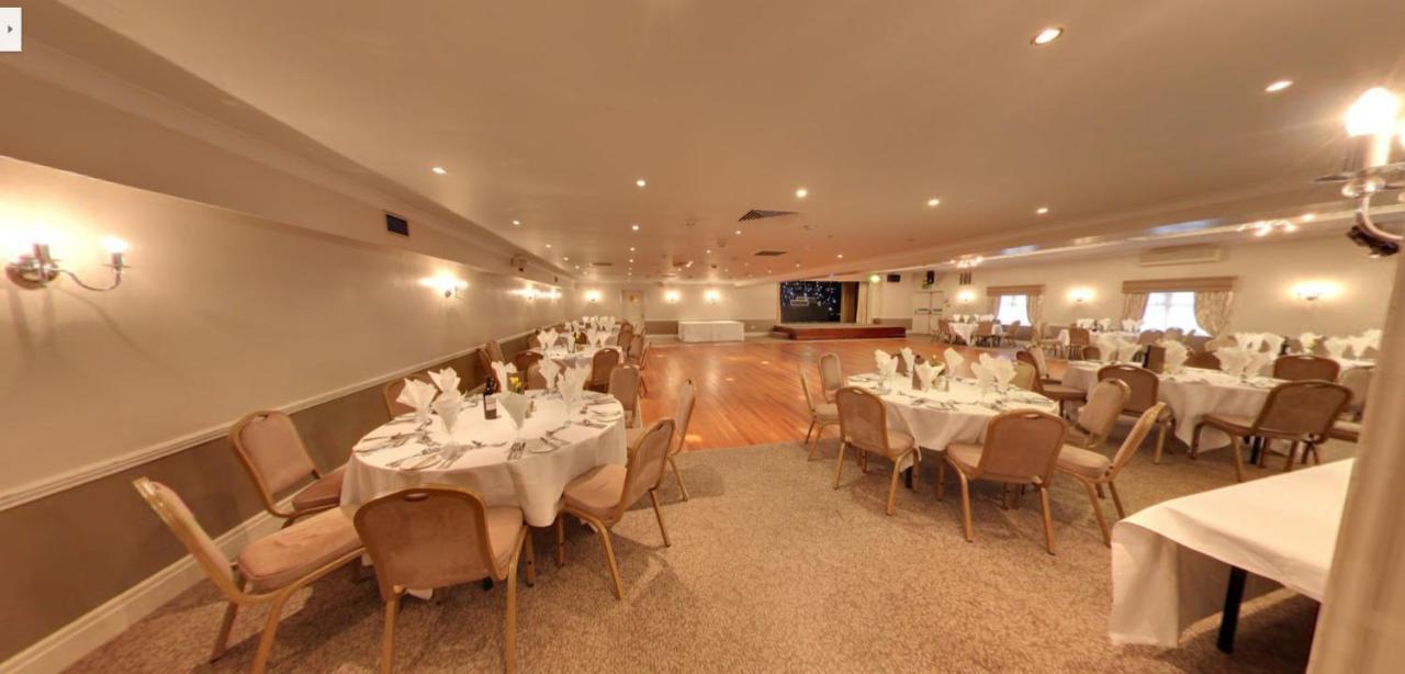 Consort Hotel Rotherham Exterior foto
